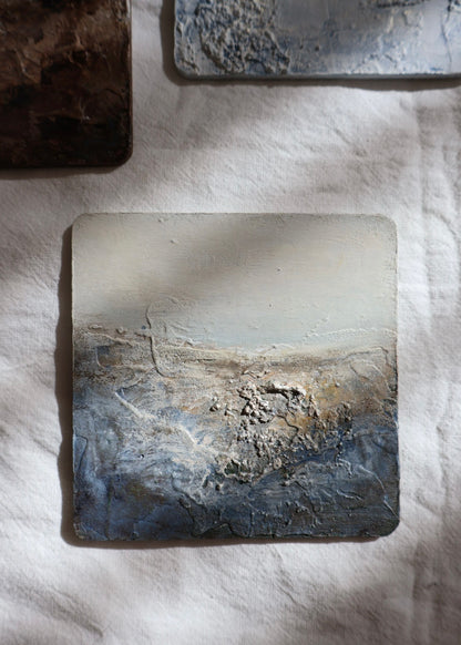 Läsnä tässä 10x10 cm