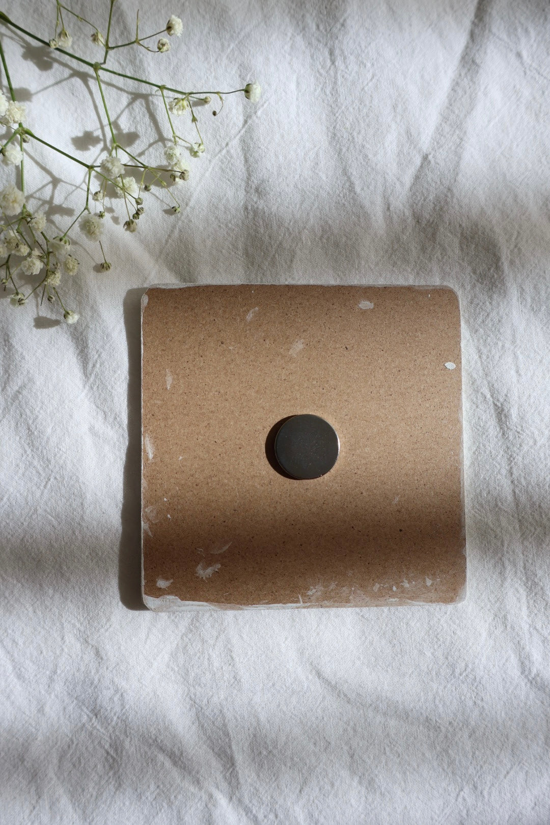 Hiljaa ollen 10x10 cm