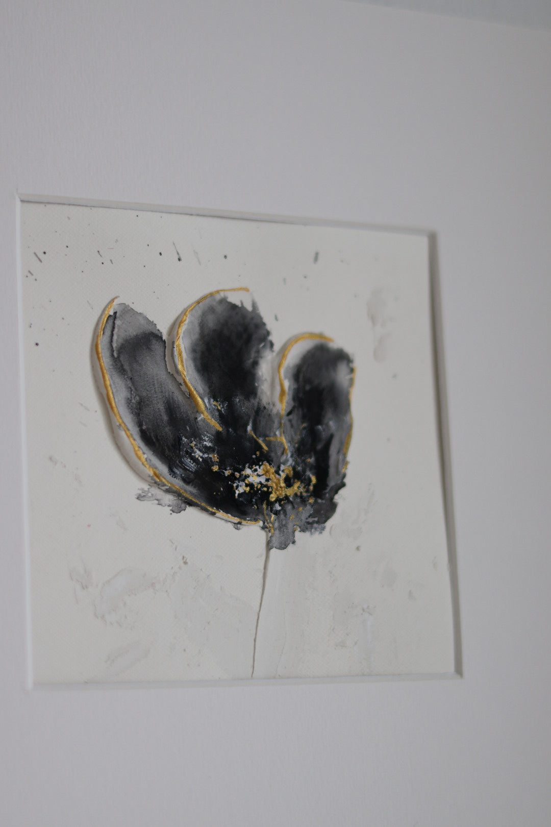 Textured mini flower II 25x25cm